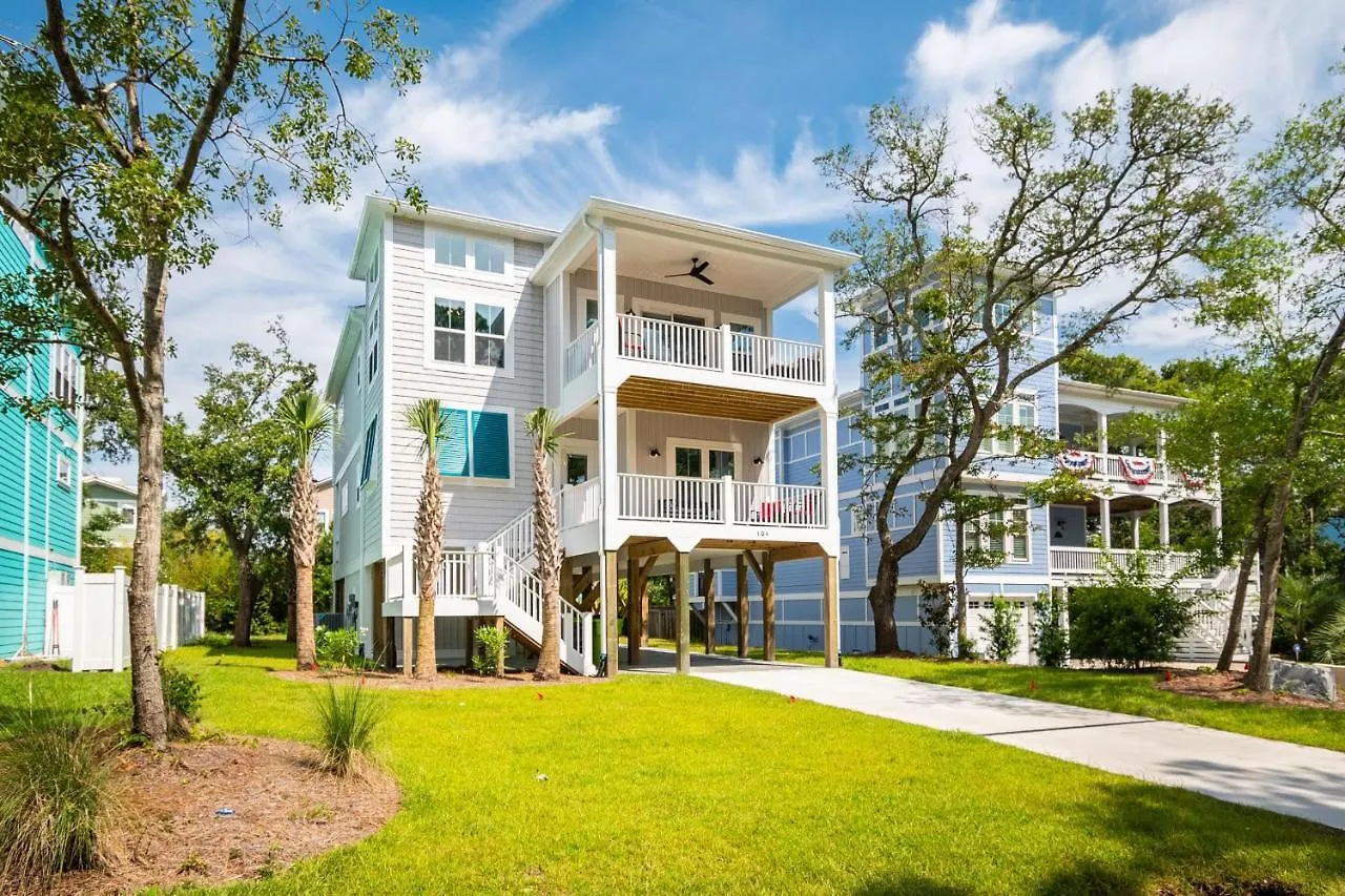 Paradise Pointe By * Oak Island