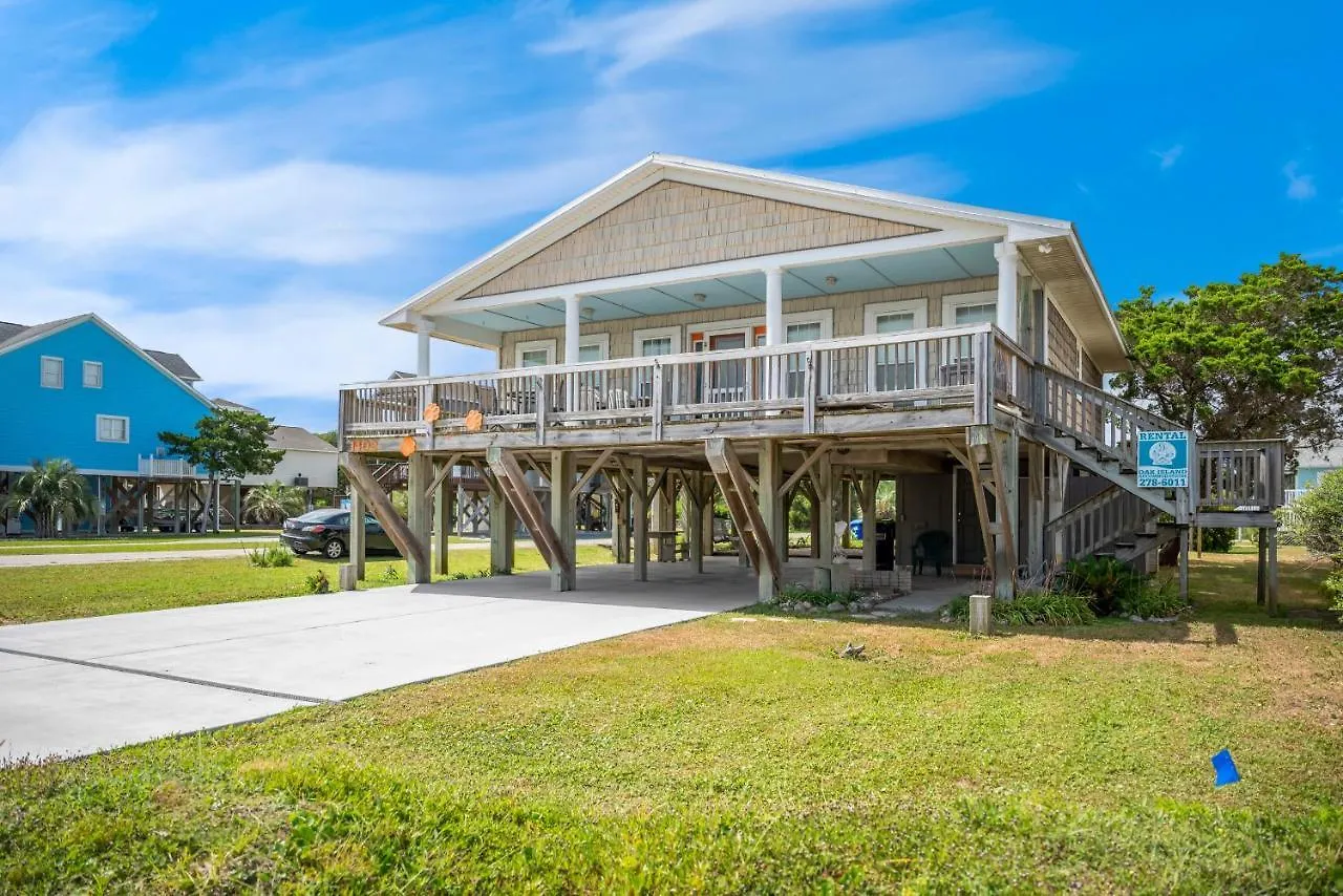 Holiday home Treat By Oak Island