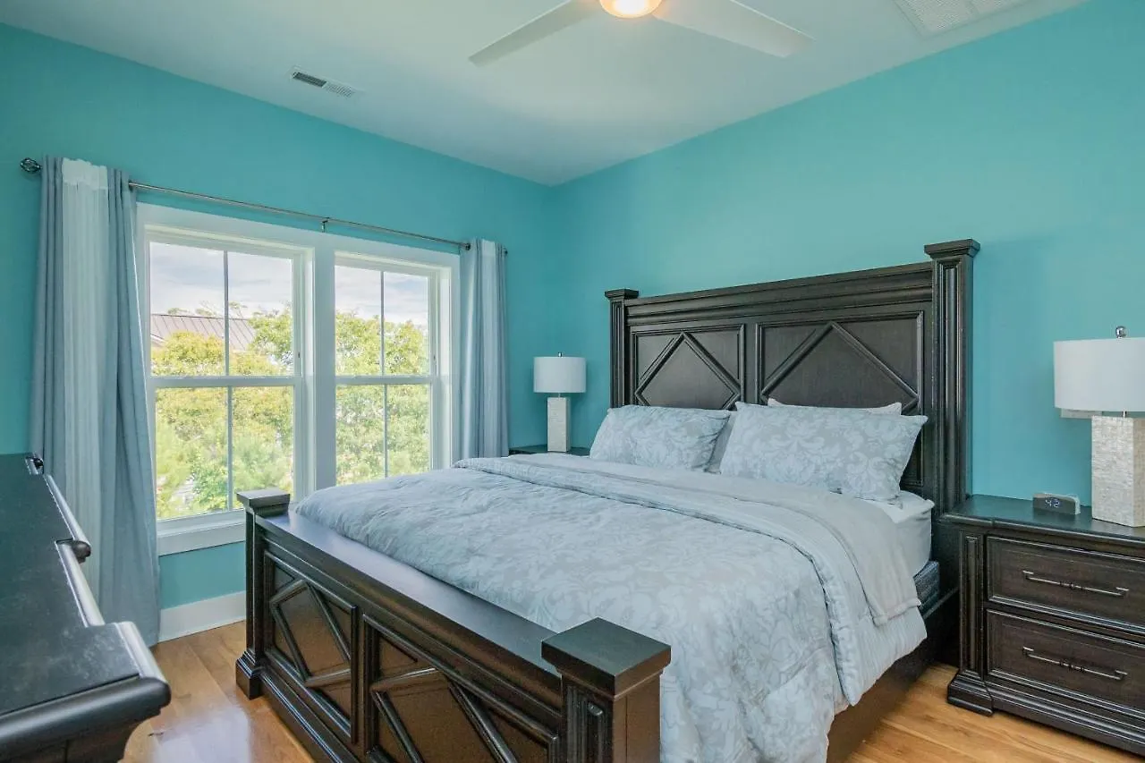 Holiday home Paradise Pointe By