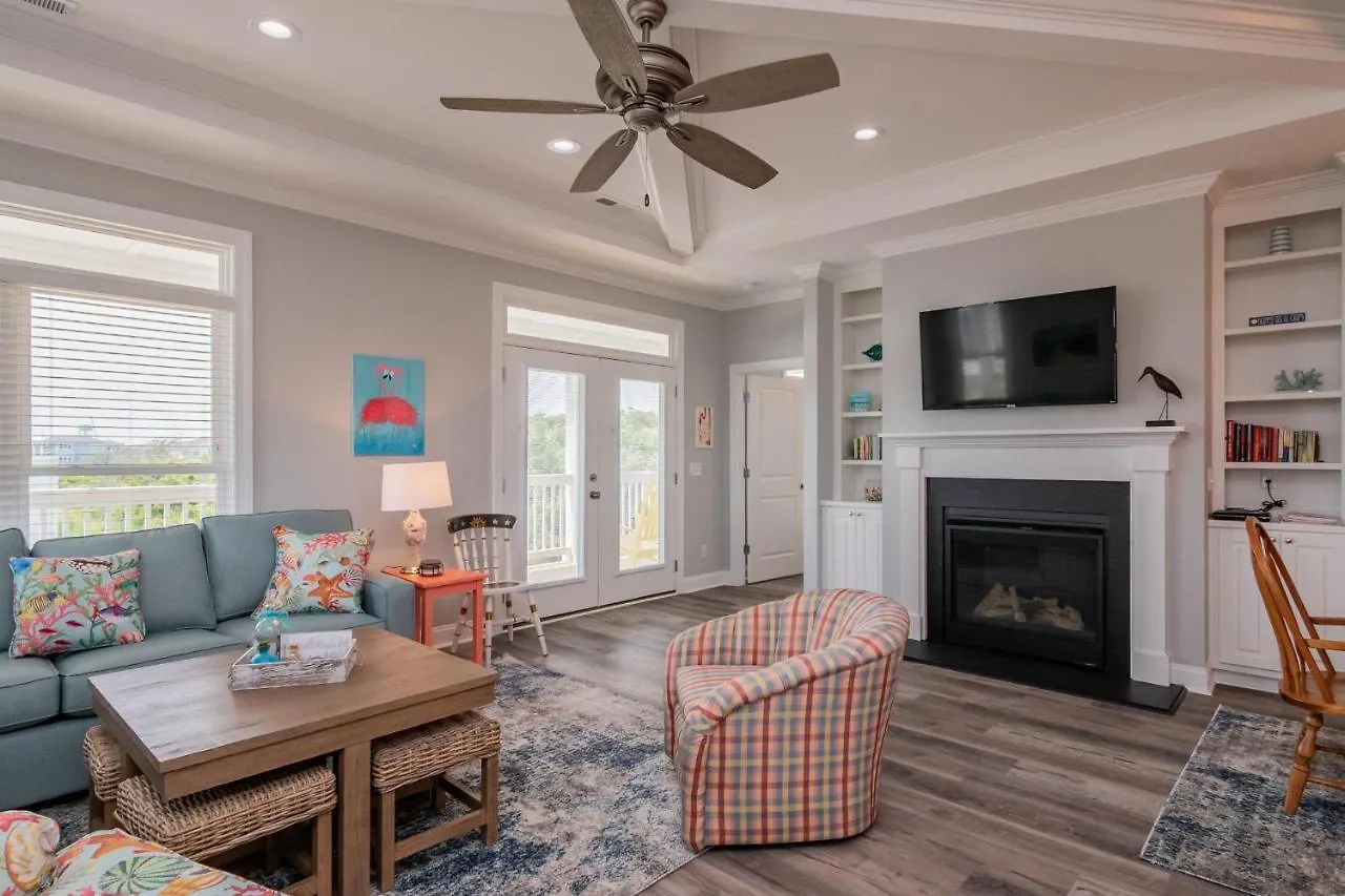 Pappys Place By Oak Island