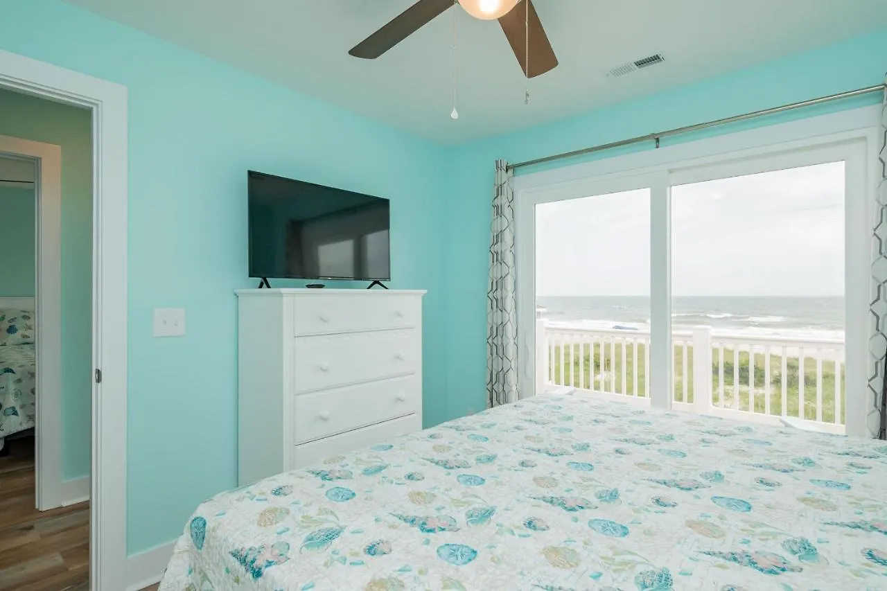 Southern Seabreeze By Holiday home Oak Island