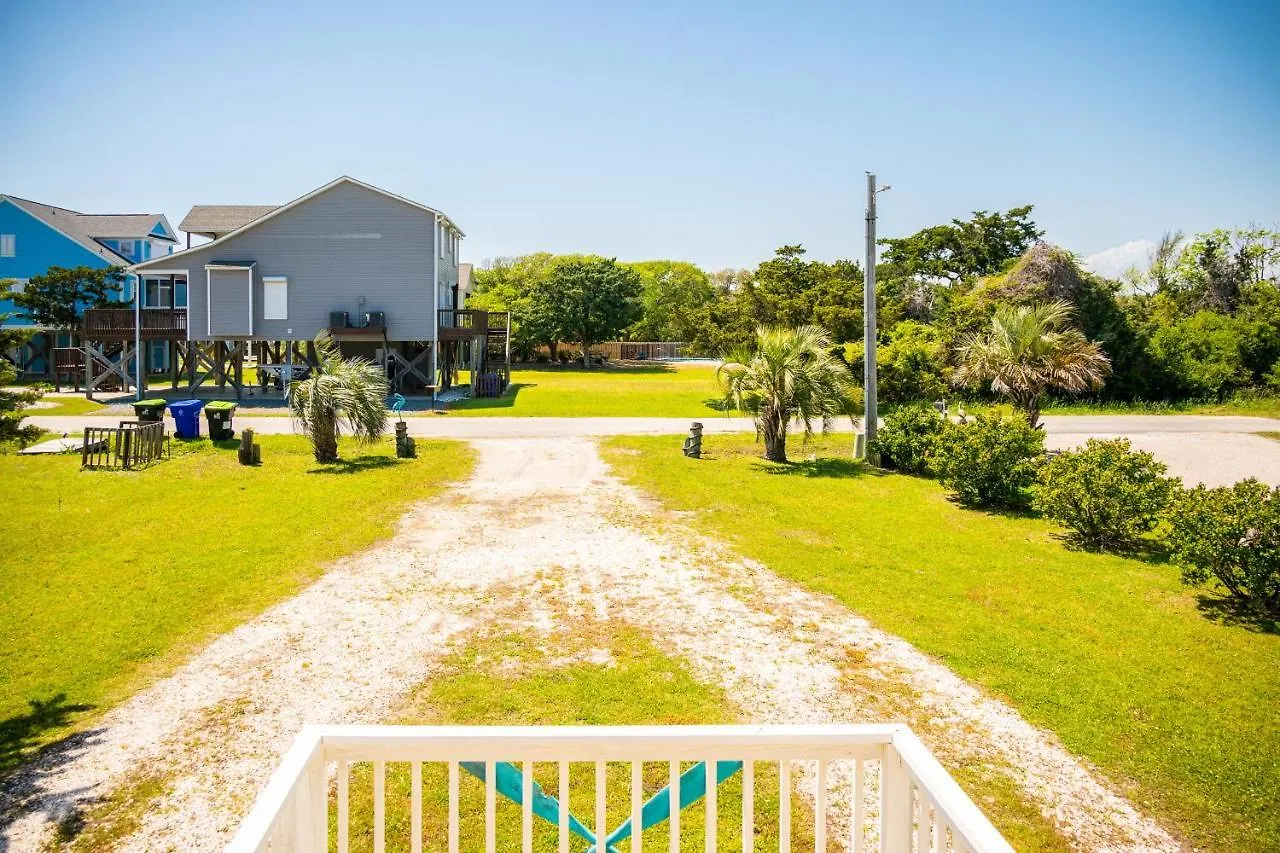 Yanchaville By Oak Island