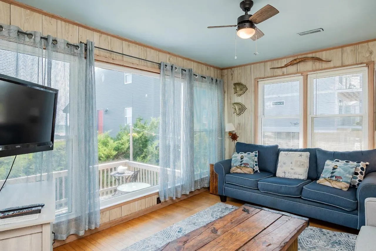 Sea Sage By Holiday home Oak Island