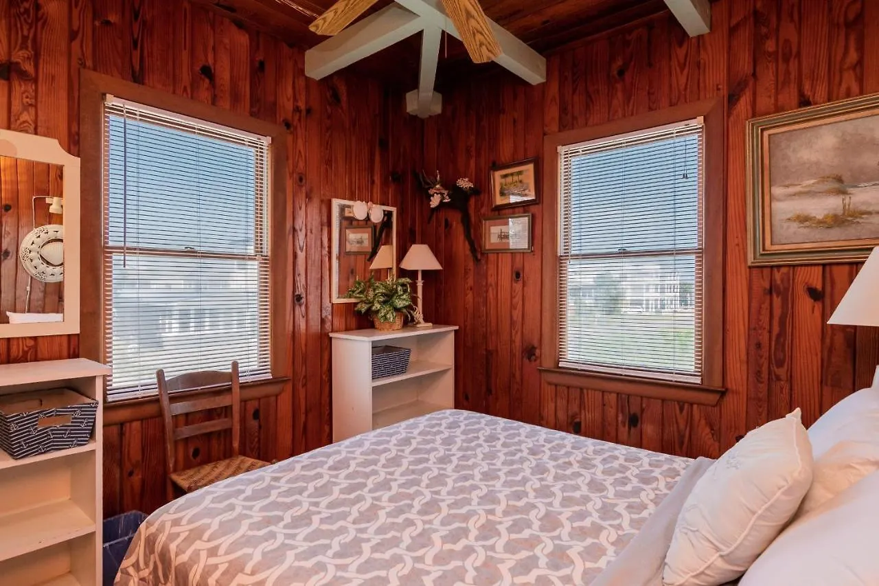 Holiday home Sea Sage By