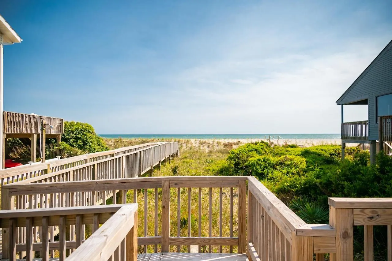 Sea Sage By Holiday home Oak Island