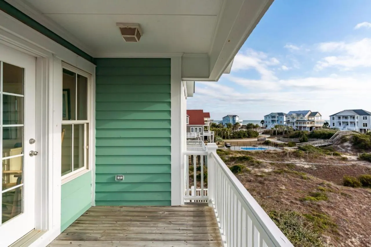 Holiday home Emerald Breeze By Oak Island
