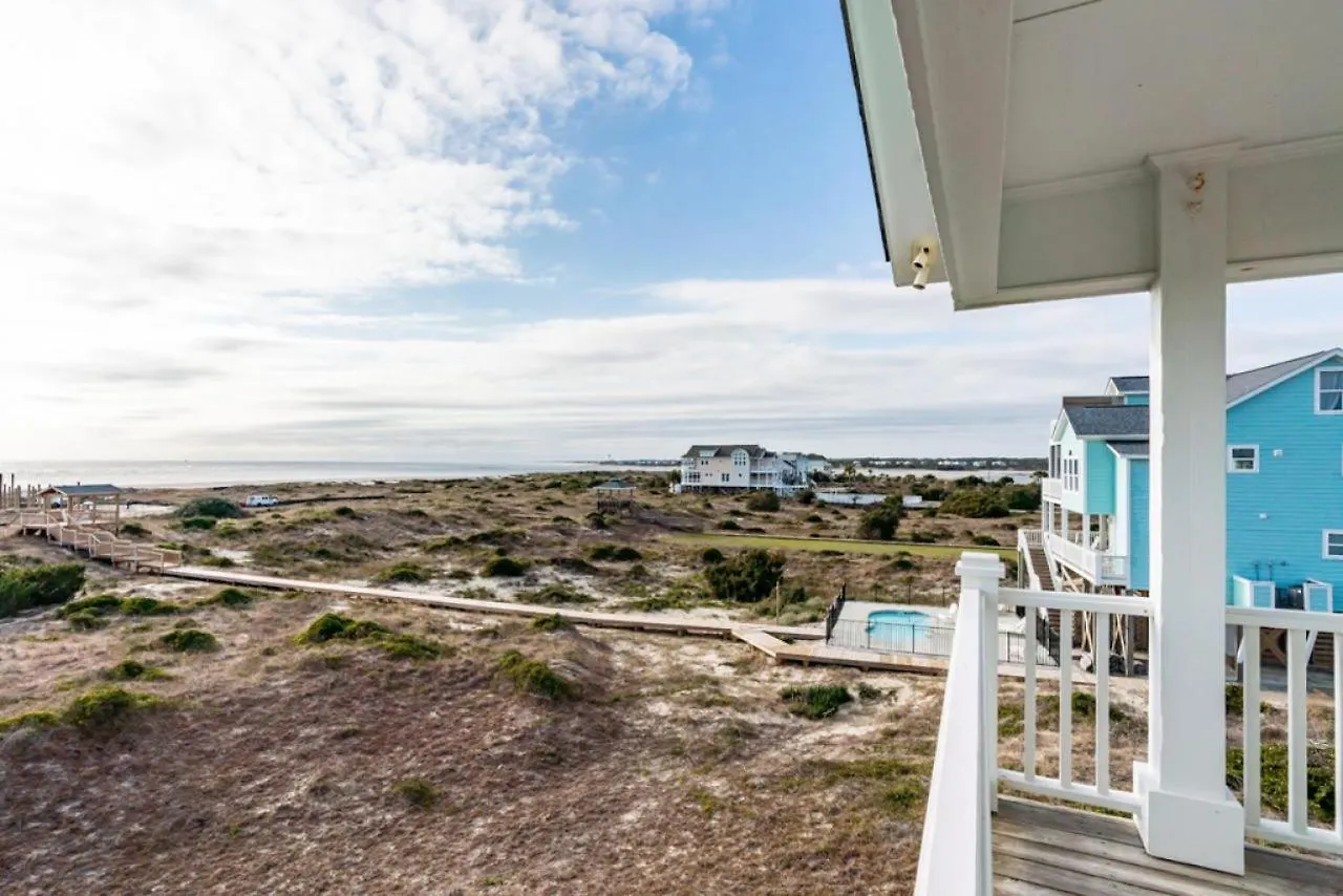 Holiday home Emerald Breeze By Oak Island