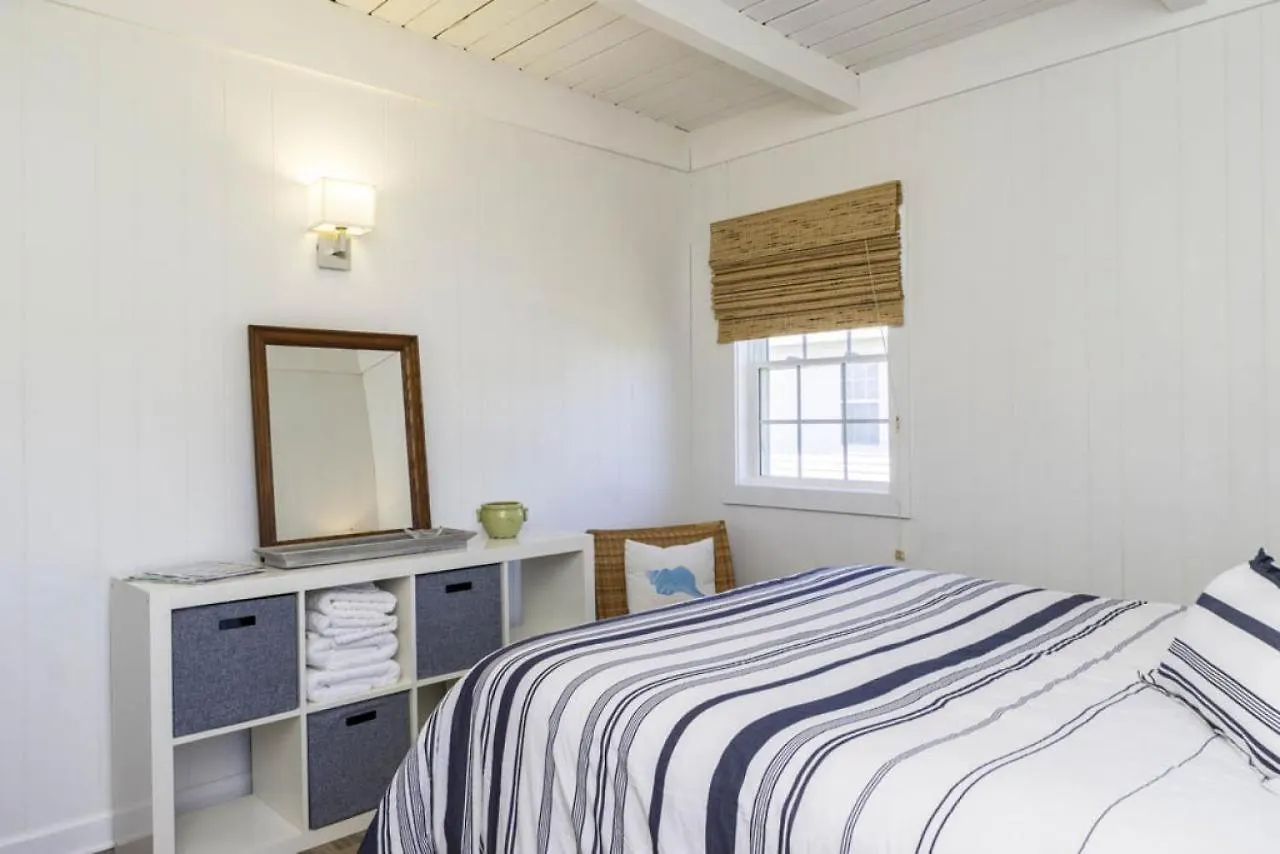 Holiday home Conch West By *