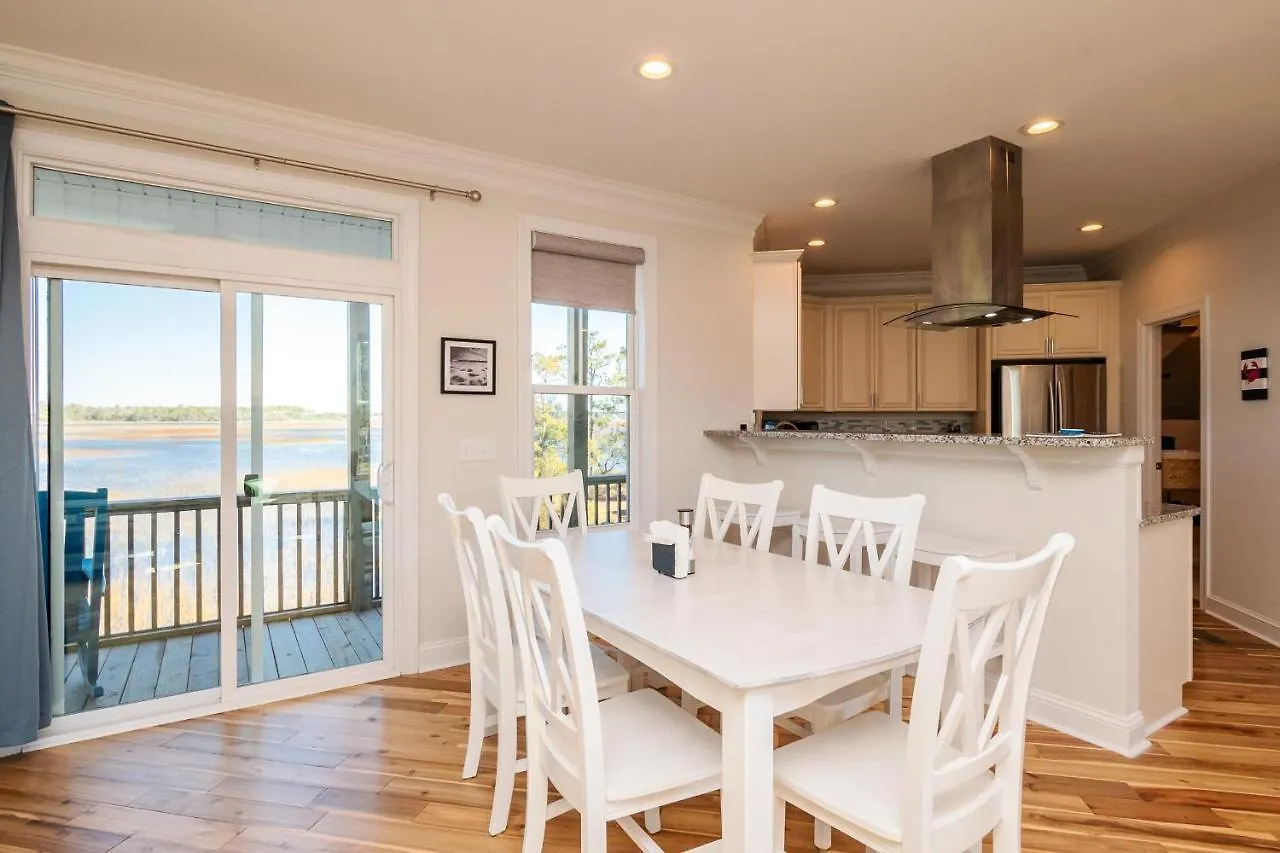 Holiday home Intracoastal Views By