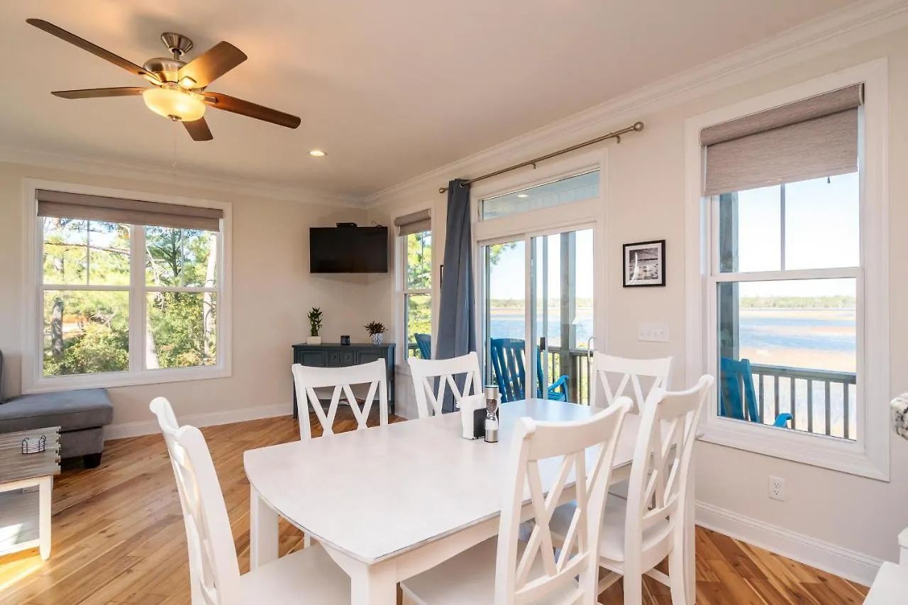 Intracoastal Views By Holiday home