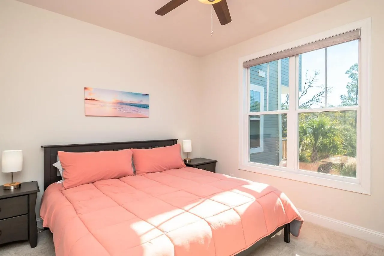 Intracoastal Views By Holiday home *