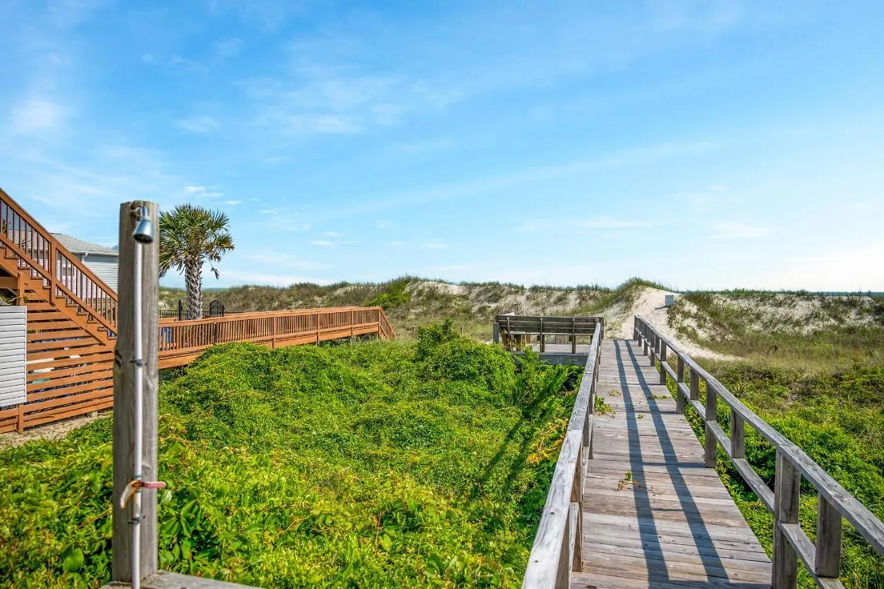 Holiday home Walkers By