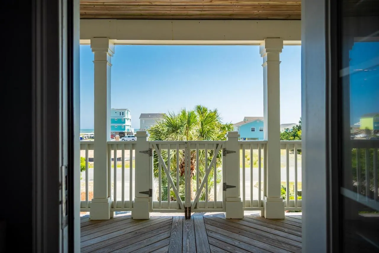 The Anchor Holds By Holiday home Oak Island