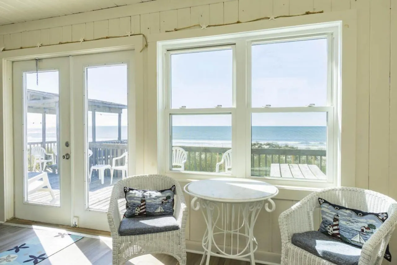 Holiday home Rhoney R&r Oak Island
