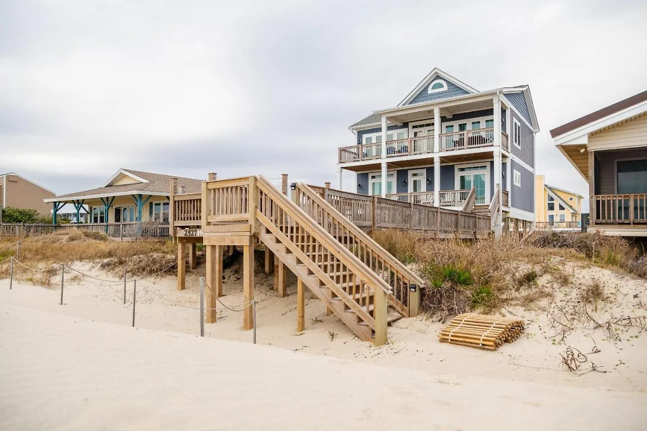 Holiday home Just Coastin By