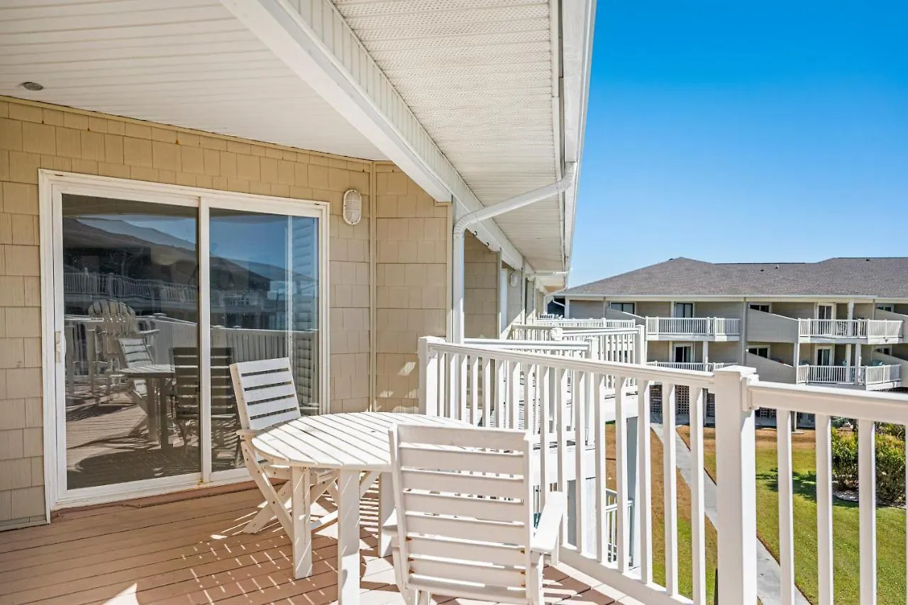 Holiday home Riverwatch