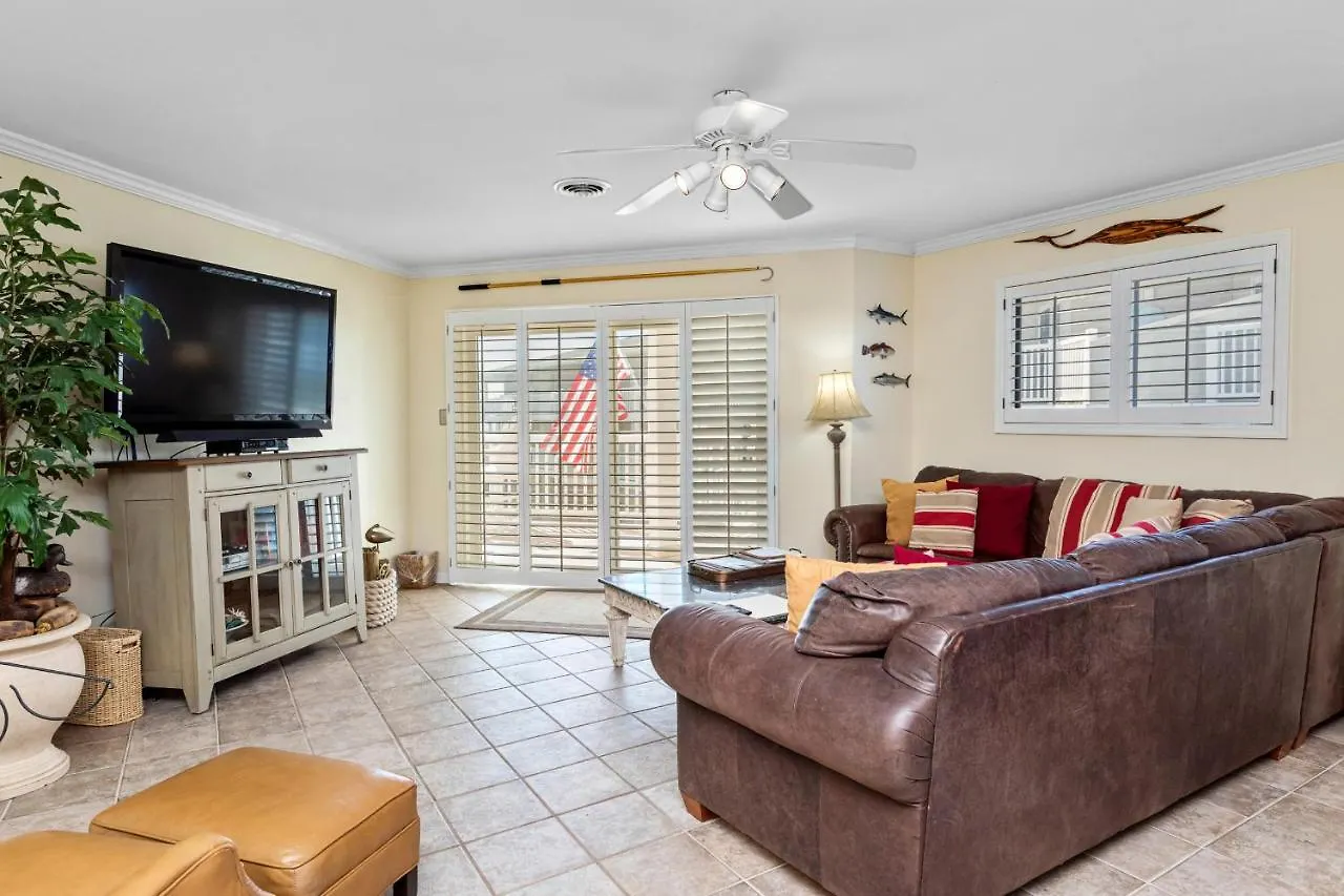 Riverwatch Holiday home Oak Island