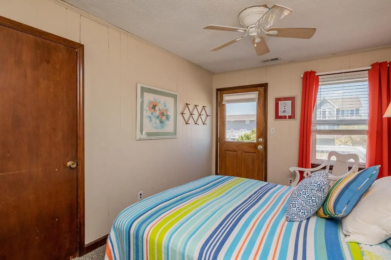 Holiday home Barracks By Oak Island