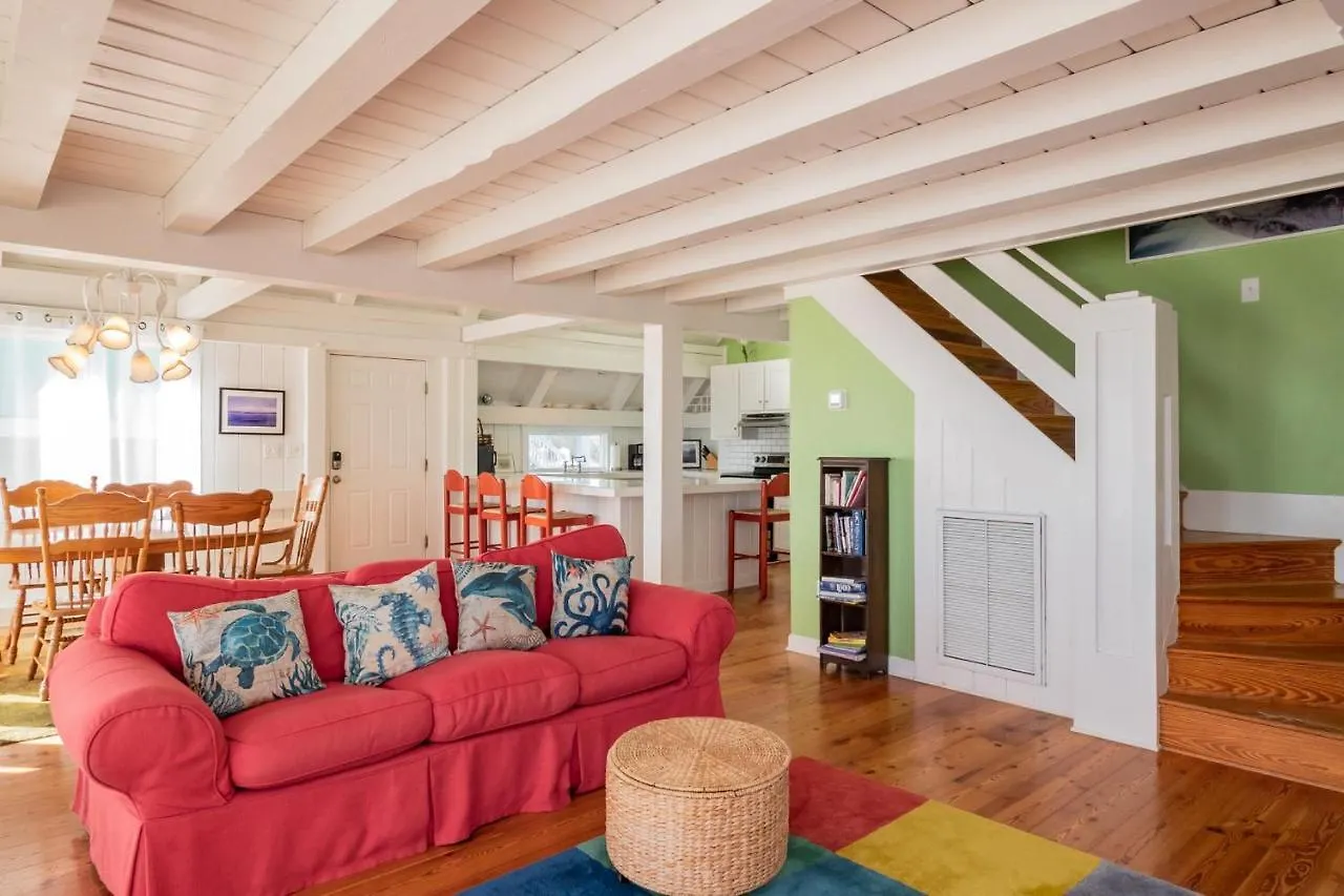 Holiday home Cuddlefish By Oak Island