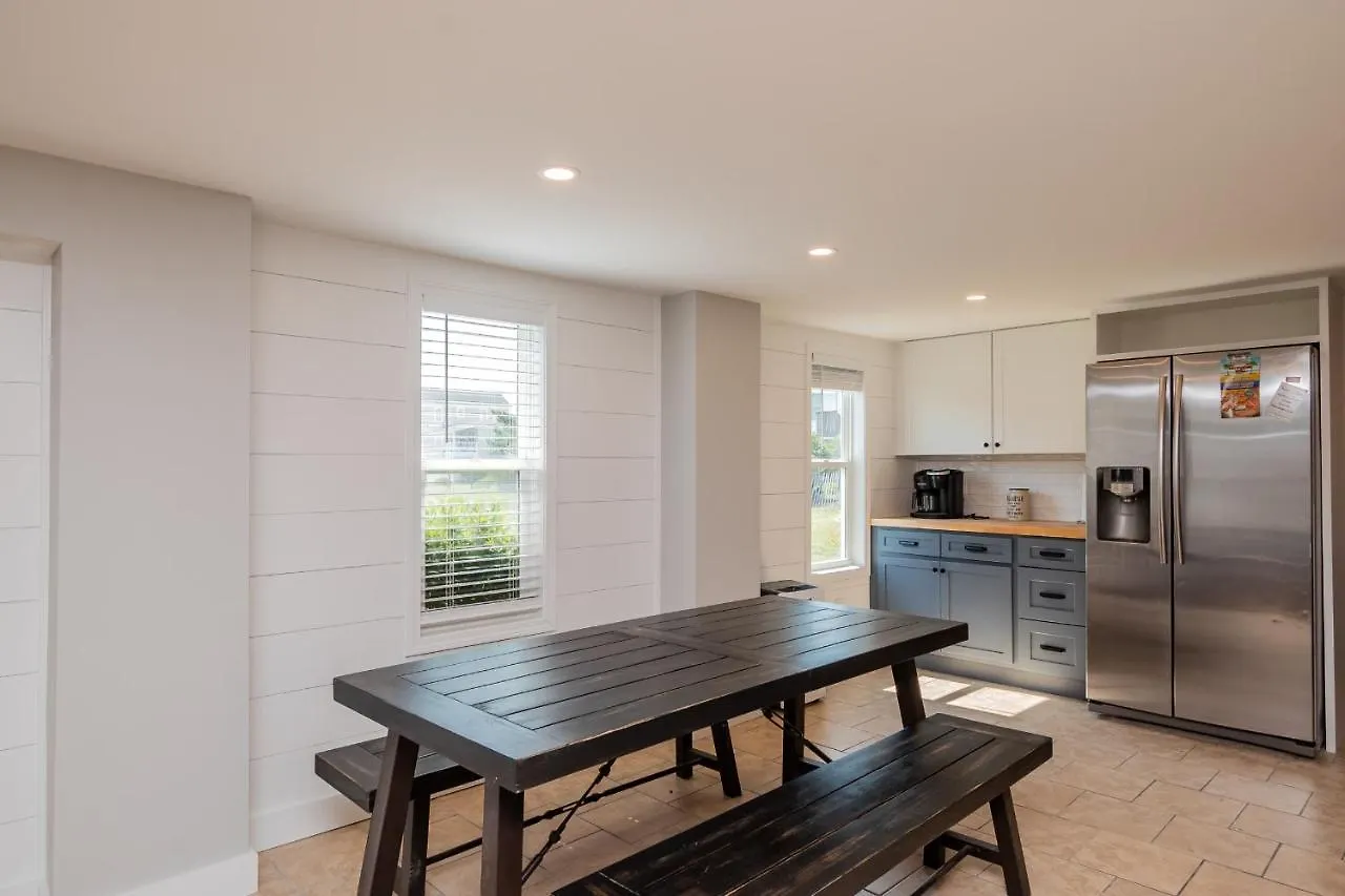 Holiday home Sawyers Shore Shack By *