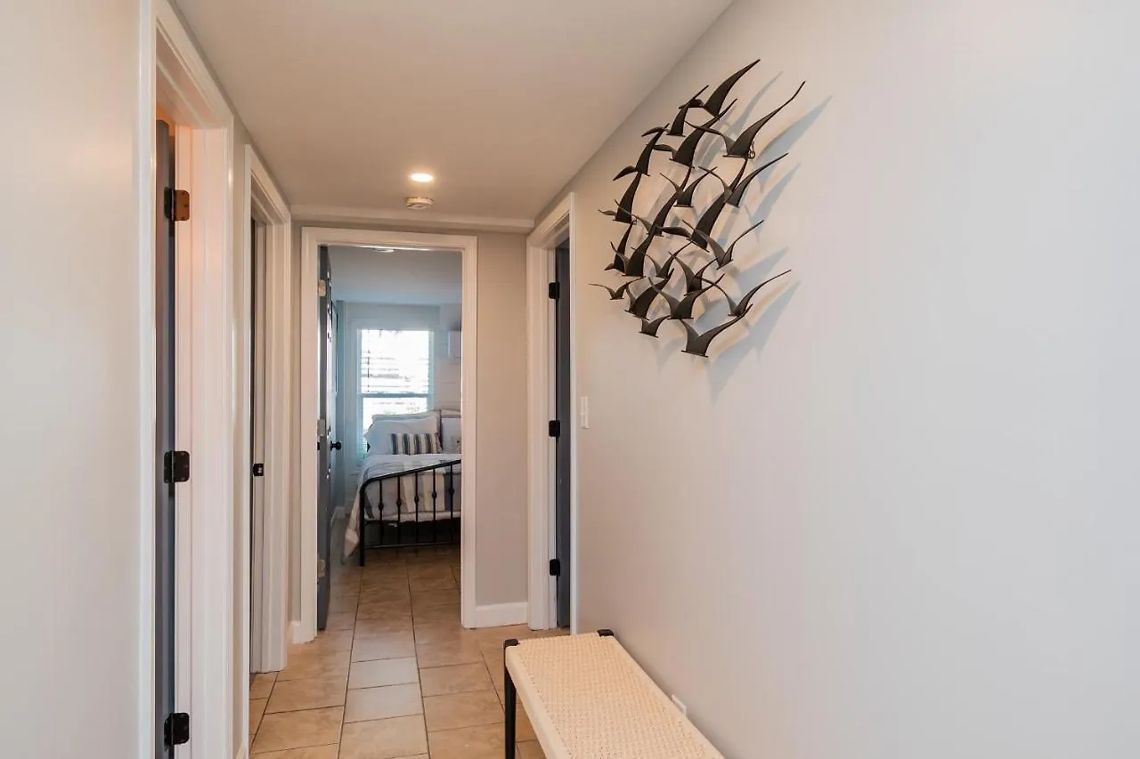 Sawyers Shore Shack By Holiday home Oak Island
