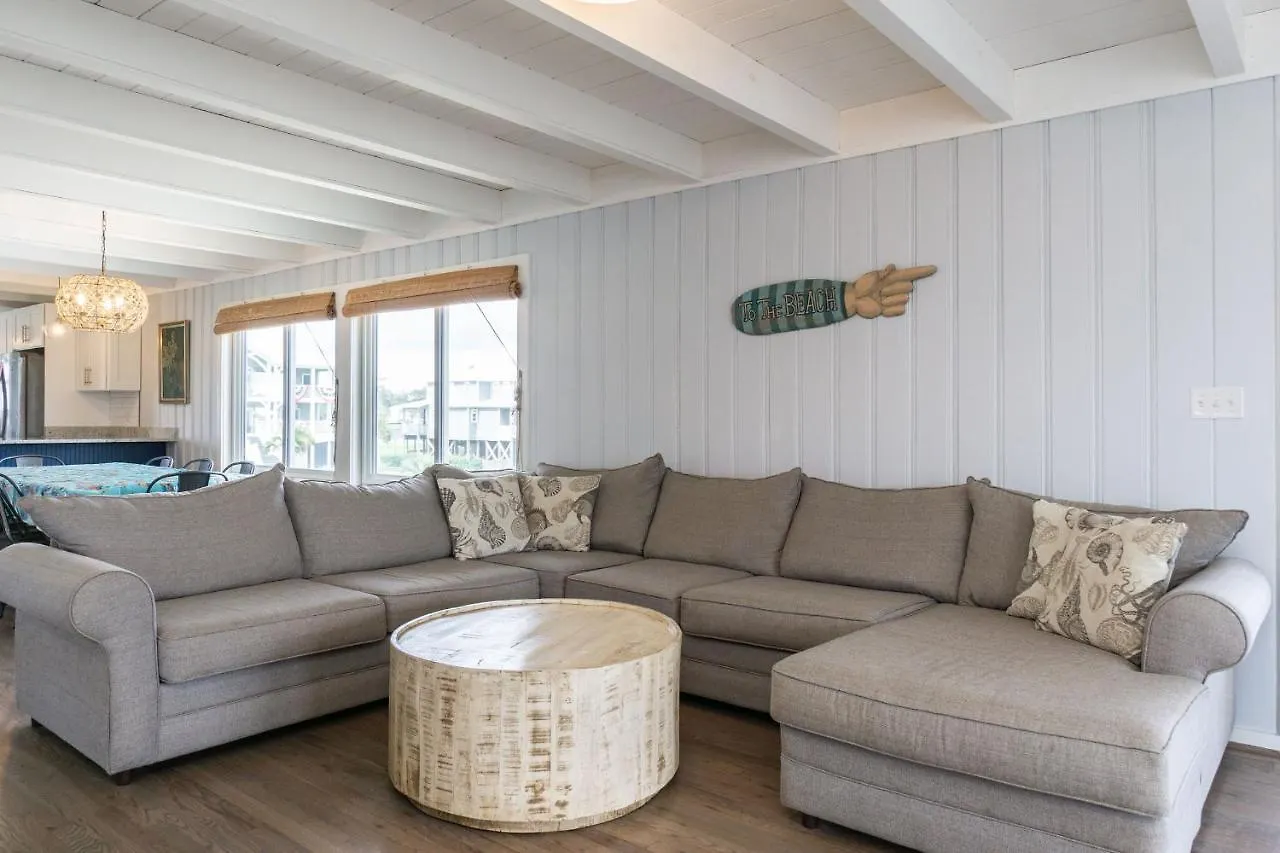A Little R&r By Holiday home Oak Island