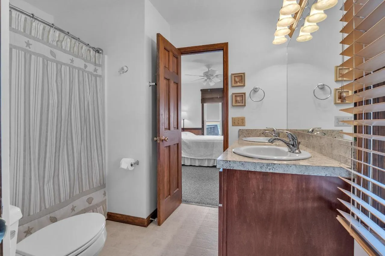 Holiday home Wahoo By Oak Island