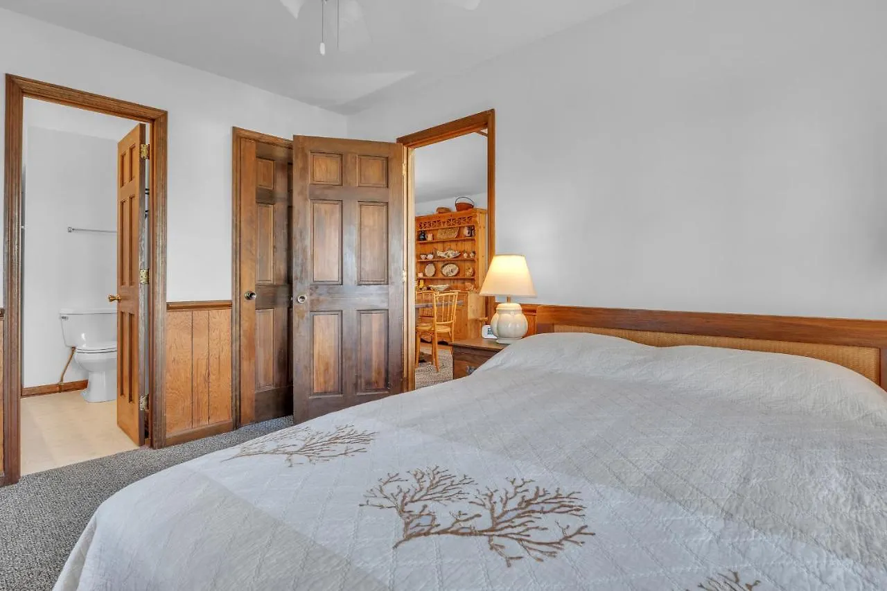 Holiday home Wahoo By Oak Island