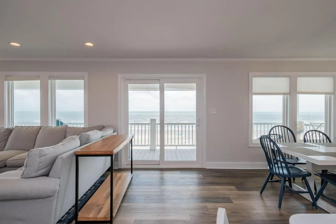 Holiday home Dunes By