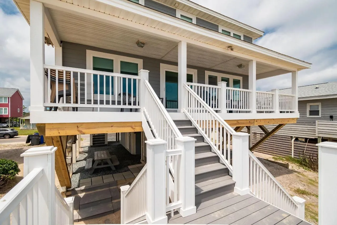 Dunes By Holiday home Oak Island