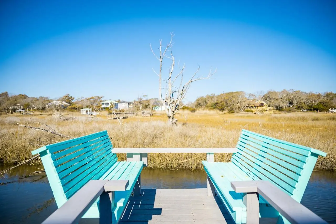 It Depends By Holiday home Oak Island