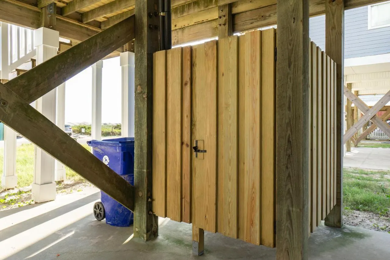 The Treasure Chest By Holiday home Oak Island