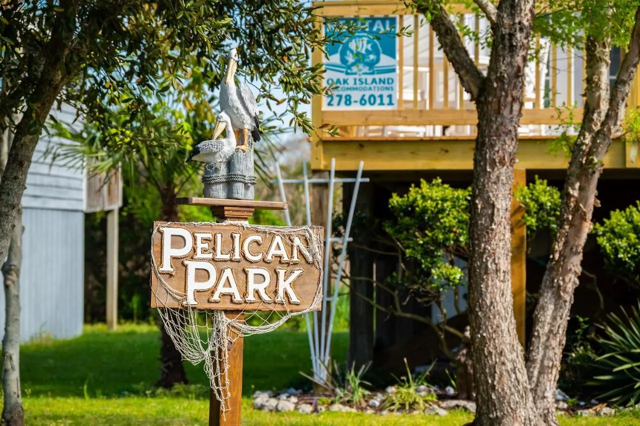 Holiday home Pelican Park By Oak Island
