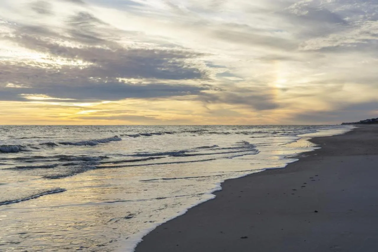 Holiday home Diamond In The Rough By Oak Island
