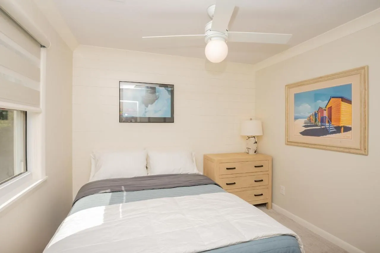 Holiday home Wingspan By
