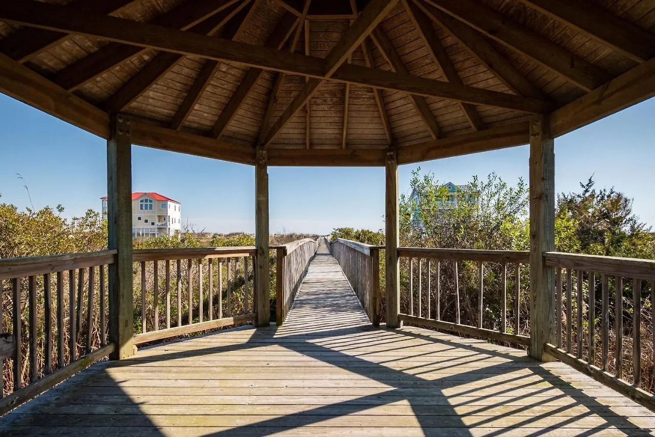 Alta Mira By Oak Island