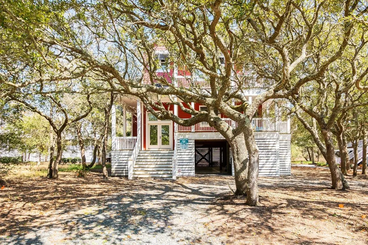 Alta Mira By Oak Island