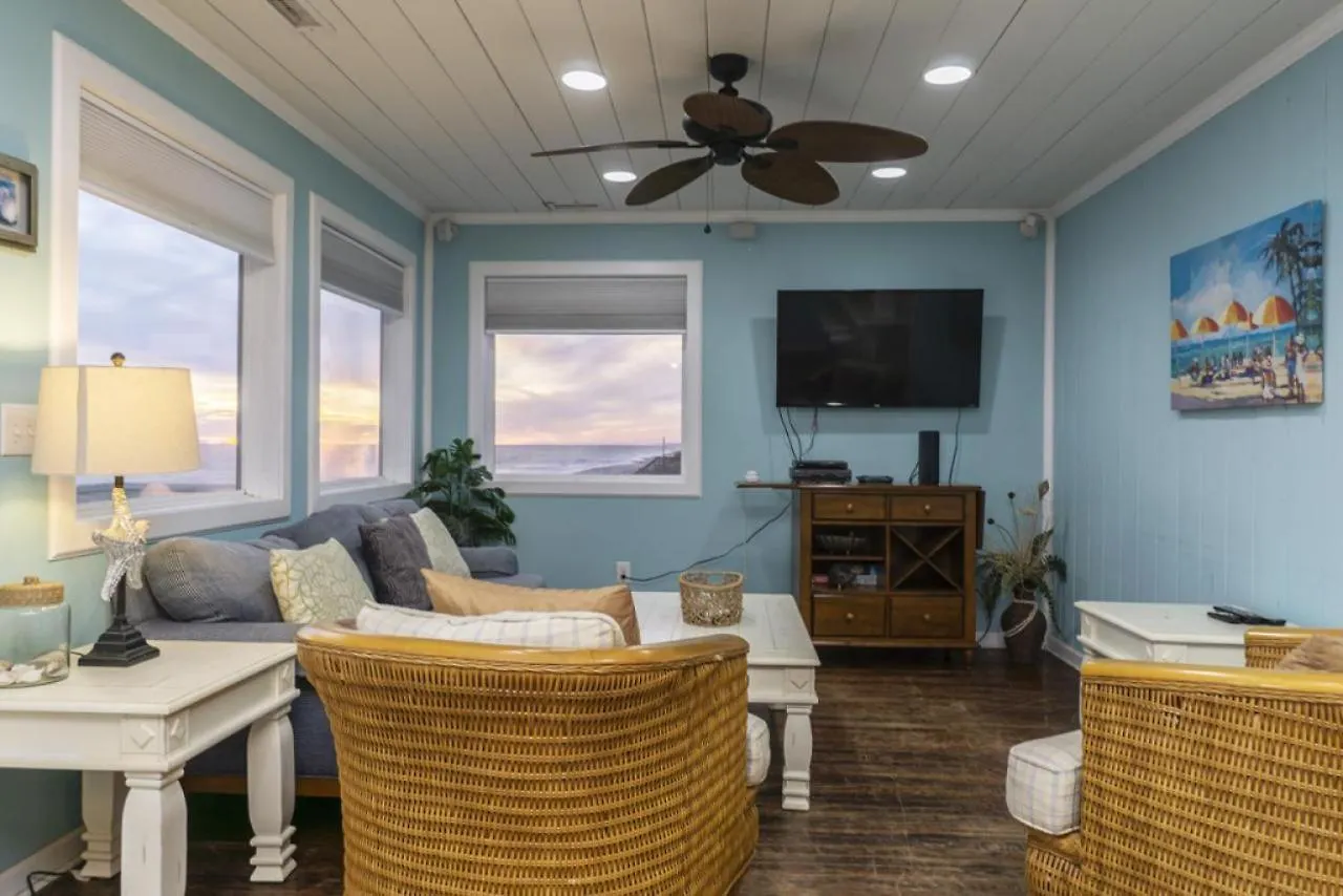 Diamond In The Rough By Holiday home
