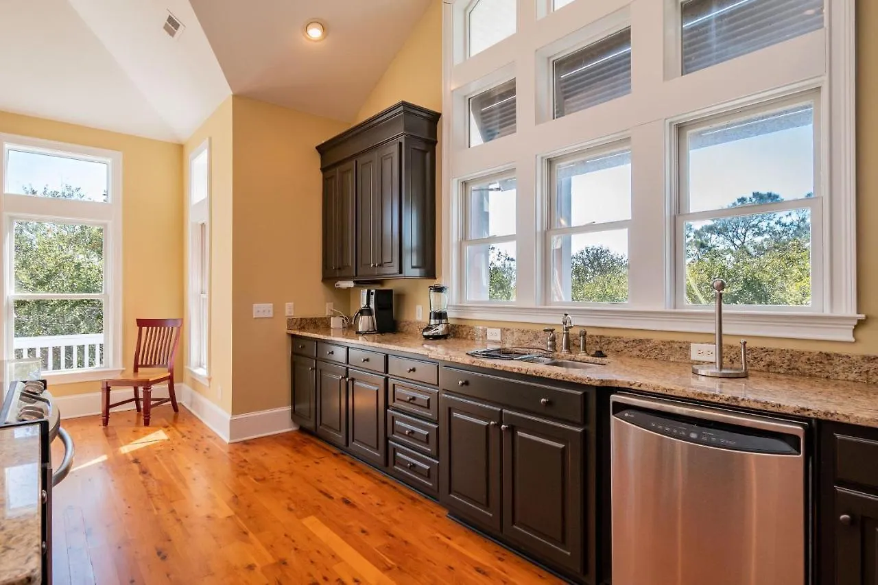 Alta Mira By Holiday home Oak Island