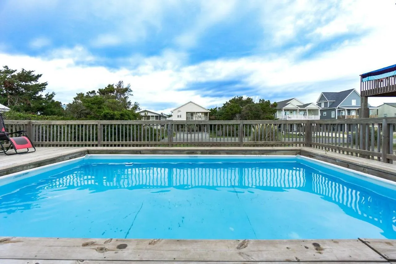 Holiday home Beachypeachykeen By