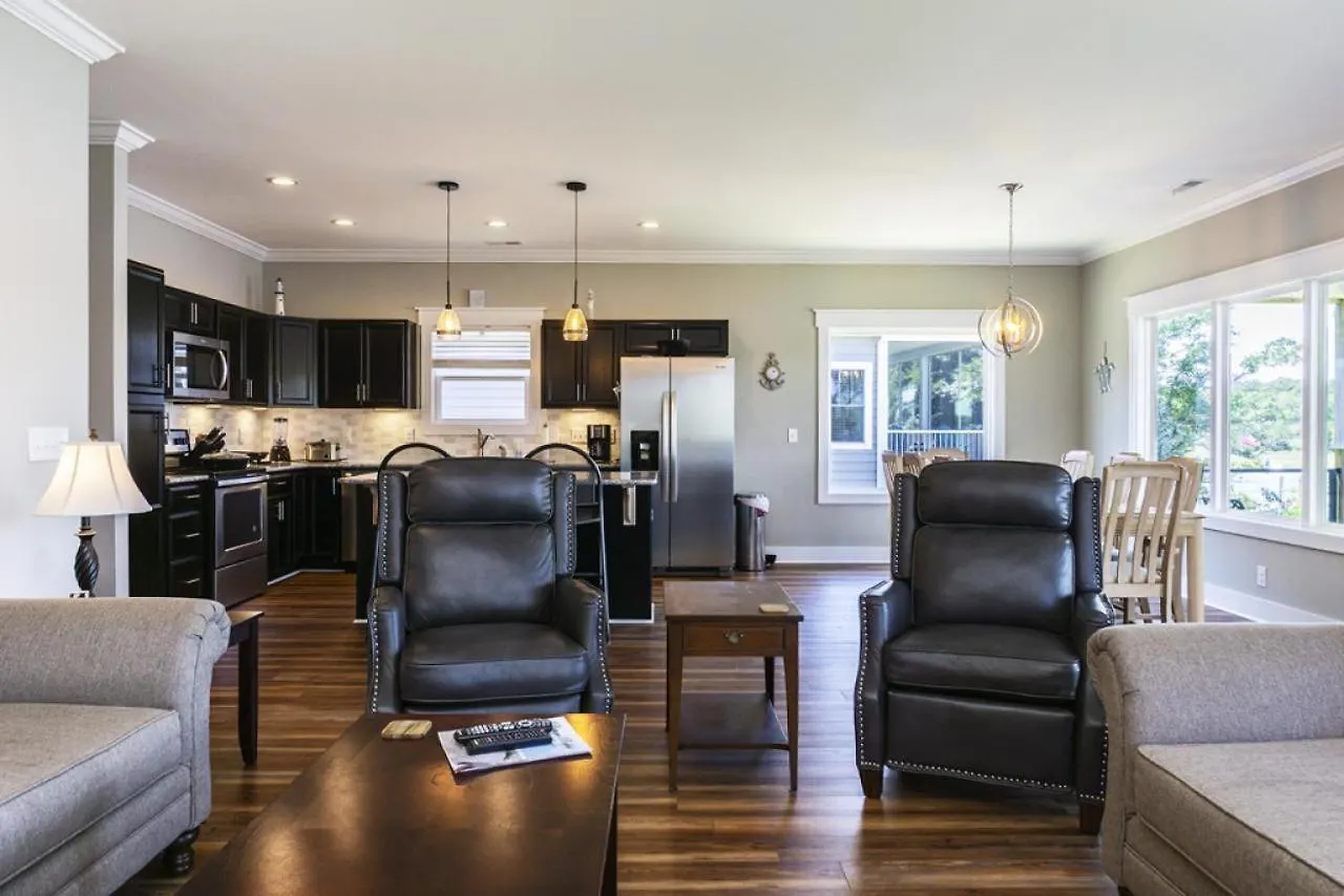 Holiday home Waterway Haven By