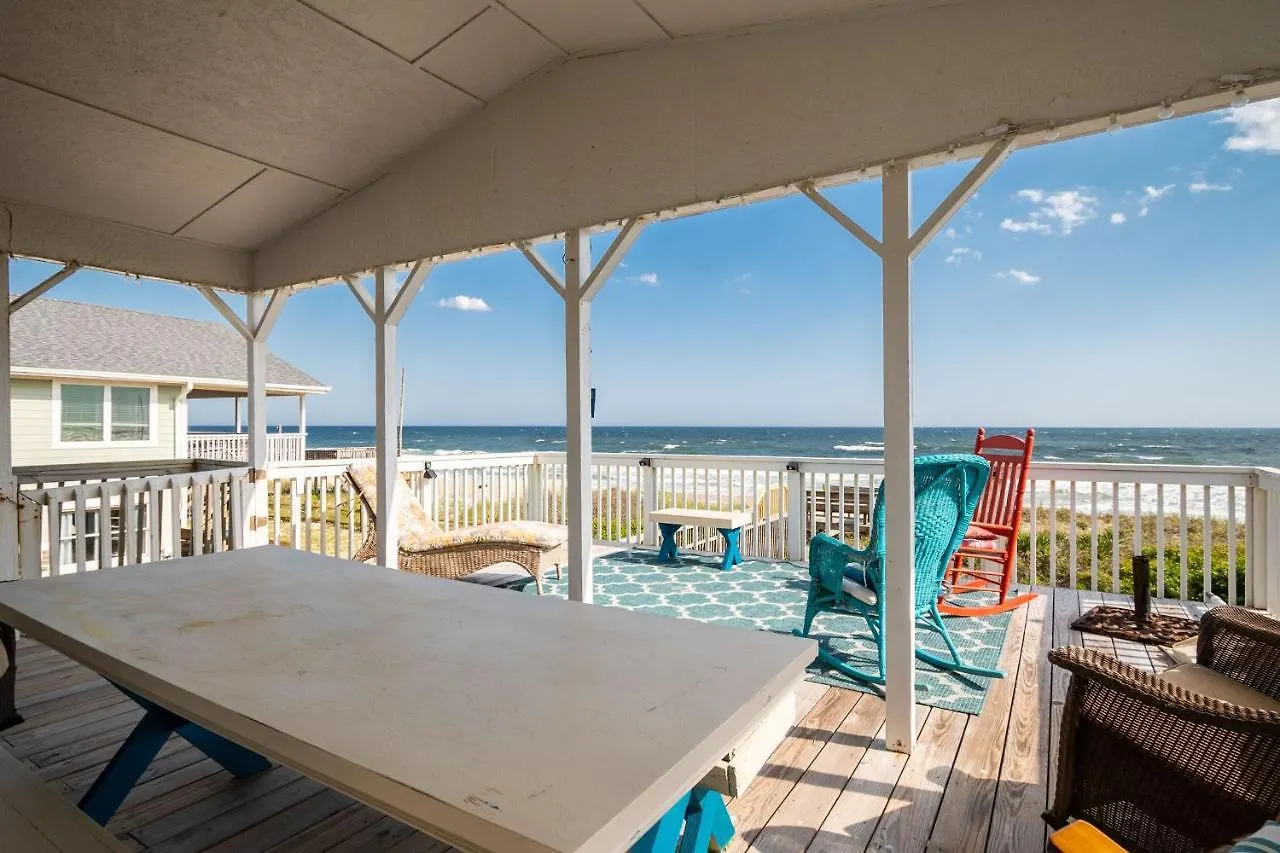Sea And Sound Oak Island
