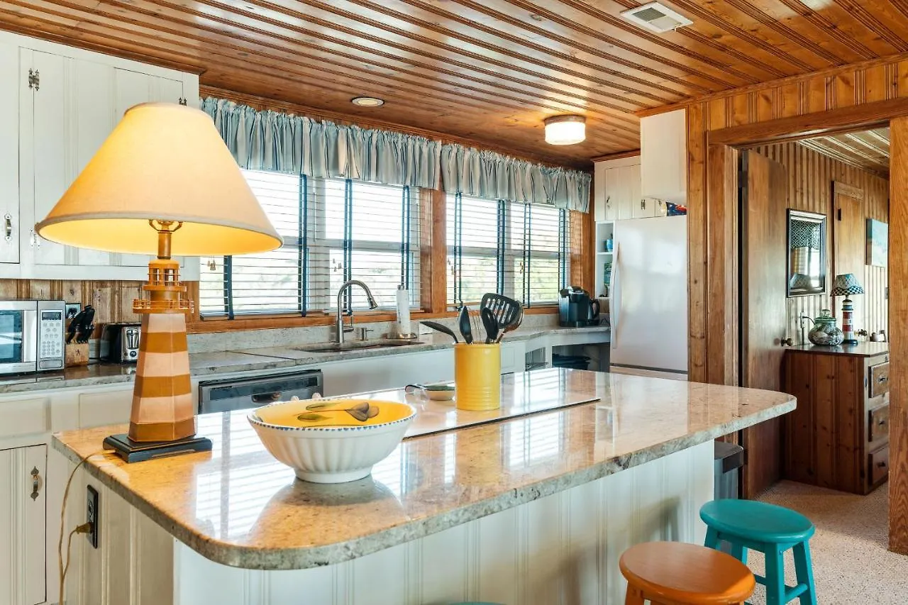 Sea And Sound Holiday home Oak Island