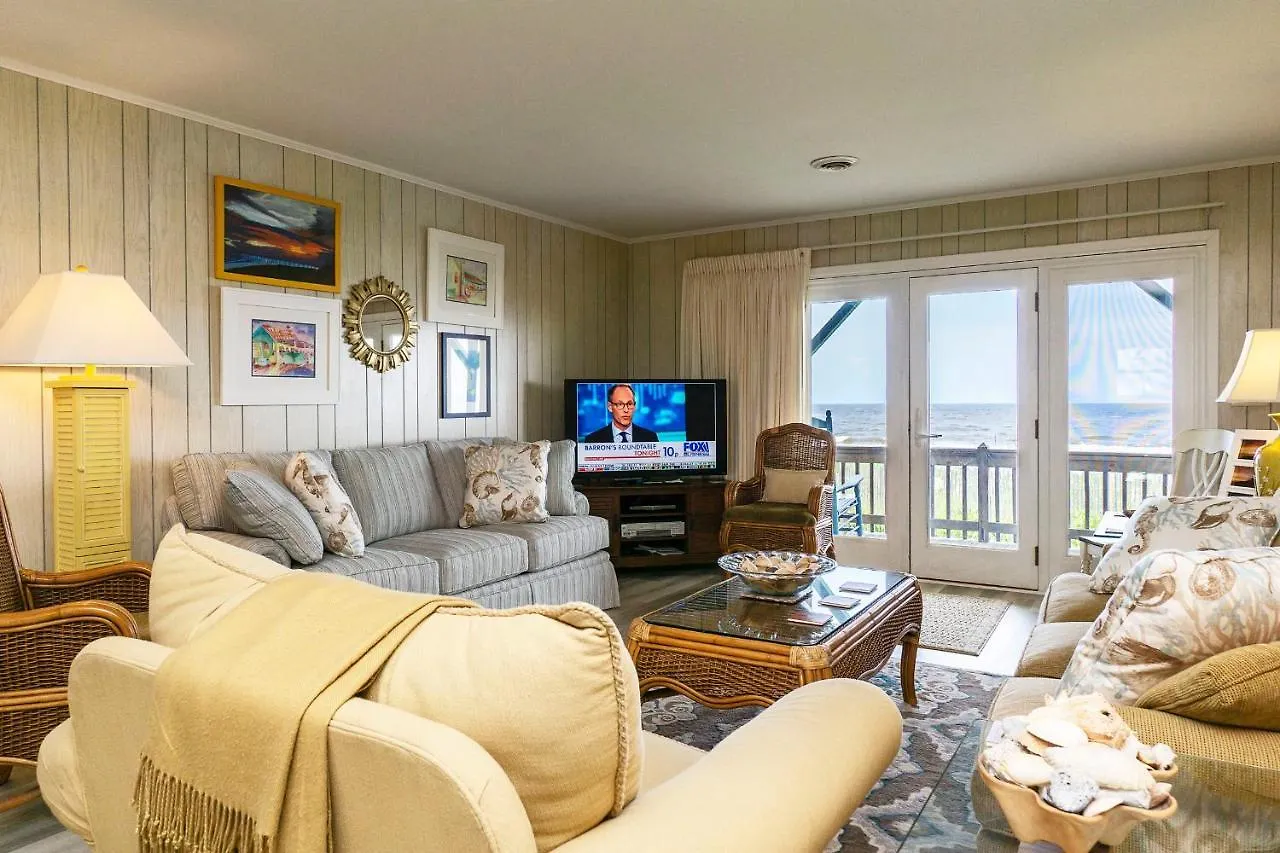 Holiday home Surfsong By