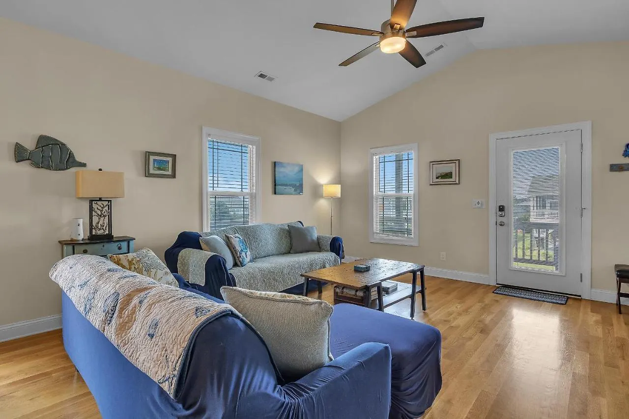 Bonne By Holiday home Oak Island
