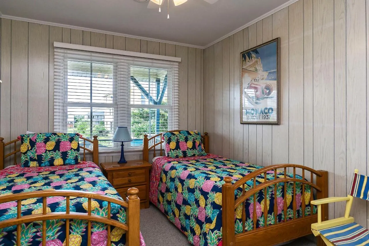 Surfsong By Holiday home Oak Island
