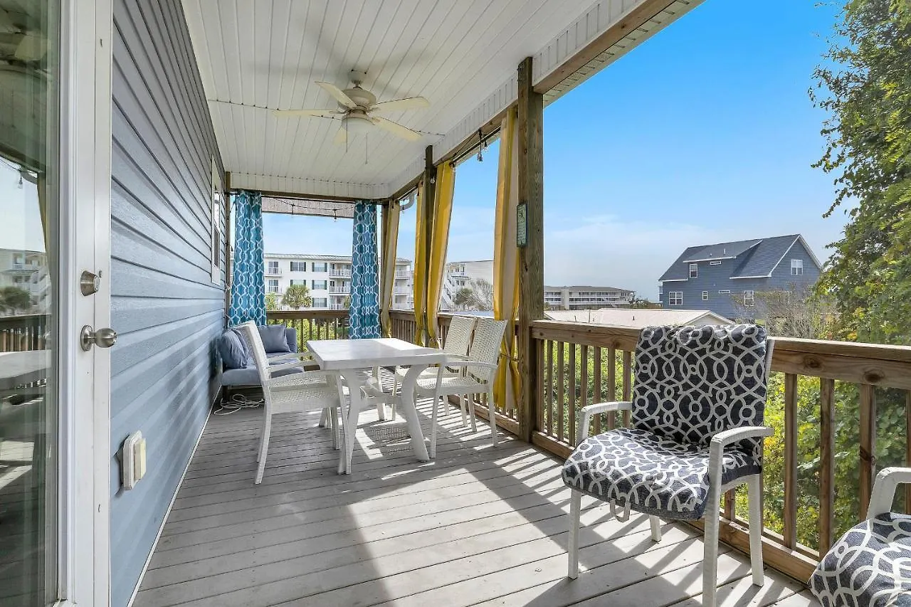 Bonne By Holiday home