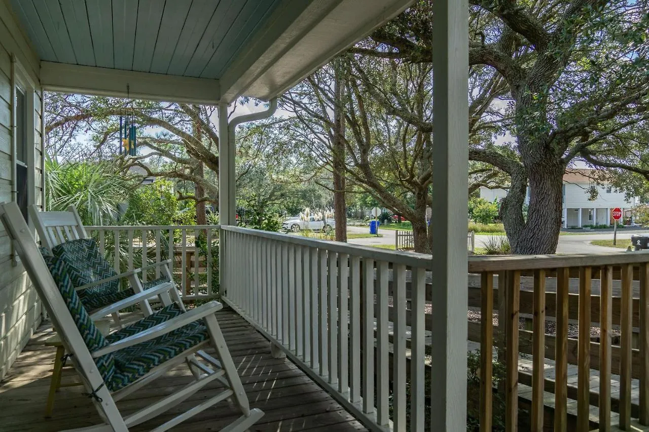 Windy Pointe By Holiday home