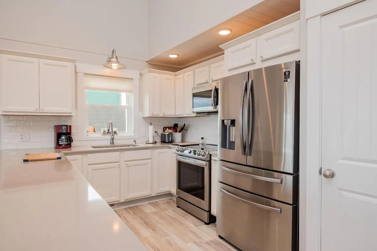 Spinnaker By Holiday home Oak Island