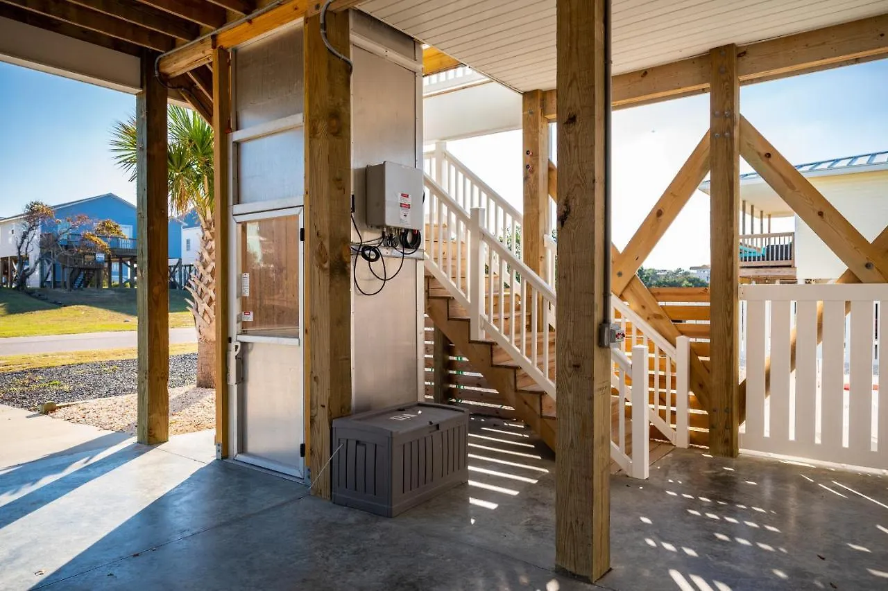 Glide Path By Holiday home Oak Island